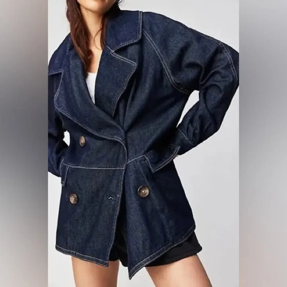 NWOT Free People Denim Car Coat in Rinse Wash Blue Oversized Sz XS 100% cotton